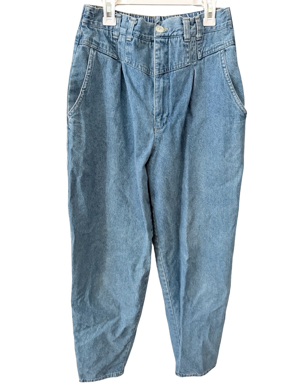 Vintage Cherokee 80s Mom Jeans- High-Waist Light Blue Denim Wash